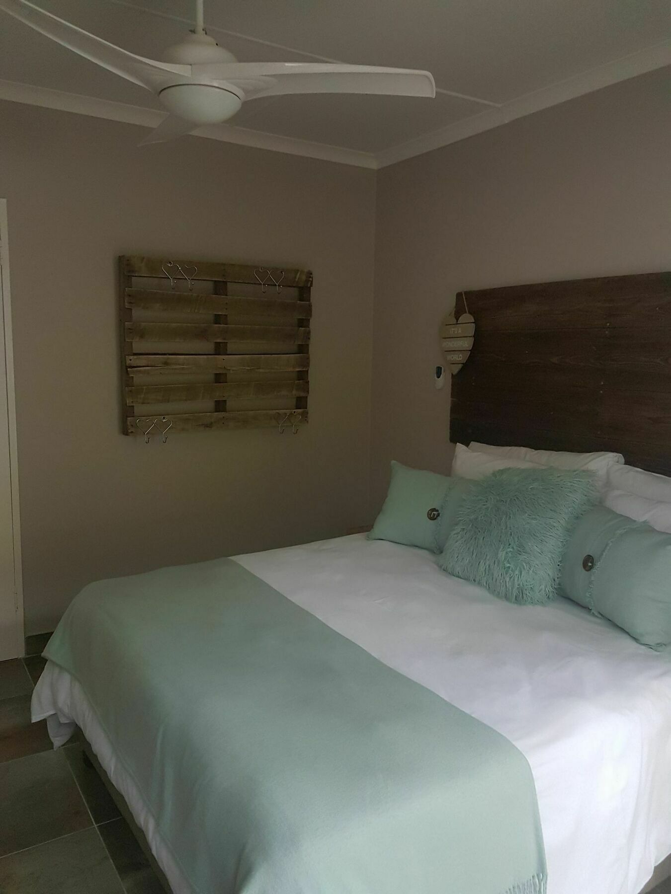 Log Inn East London Ngoại thất bức ảnh